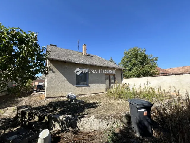 Eladó ház Madocsa, Ady Endre utca 100 nm