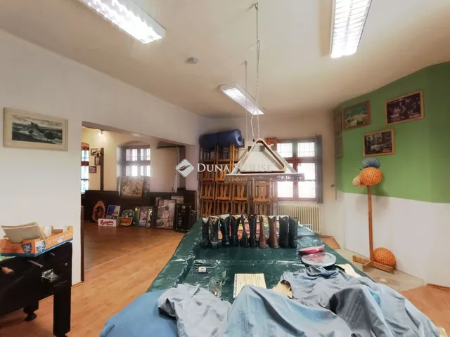 Eladó ház Szekszárd, Dózsa György utca 307 nm