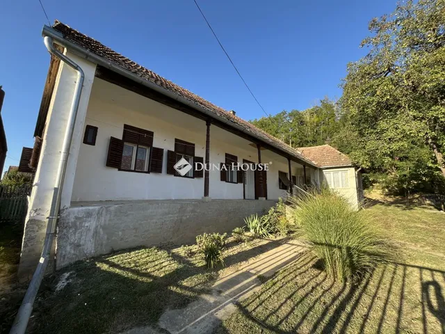 Eladó ház Szakadát 102 nm