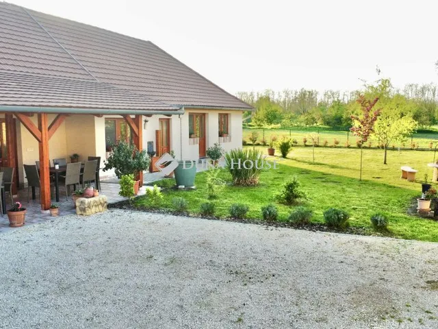 Kiadó ház Németkér 120 nm