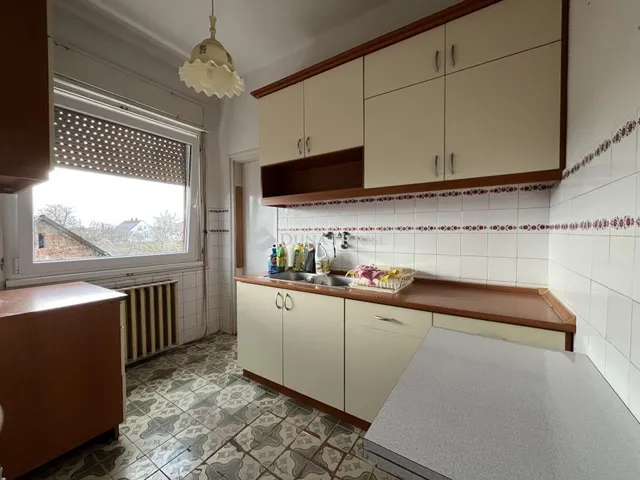 Eladó ház Szedres 191 nm