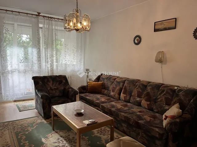 Kiadó lakás Paks, Árnyas utca 59 nm
