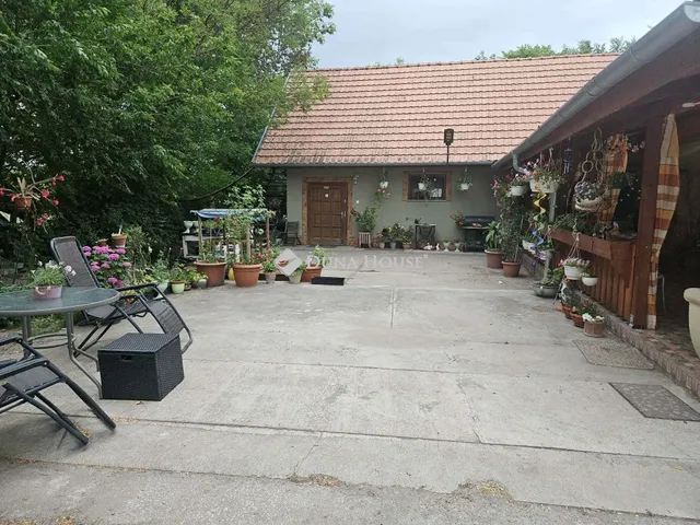 Eladó ház Nagydorog, Kajdacsi utca 117 nm
