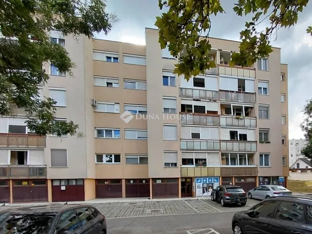 Eladó lakás Szekszárd 55 nm