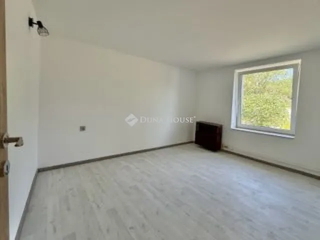 Eladó ház Hajós, Rózsa utca 70 nm