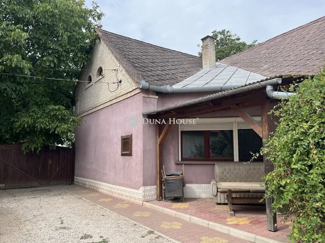 Eladó ház Kajdacs 127 nm