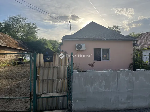 Eladó ház Pusztahencse 60 nm