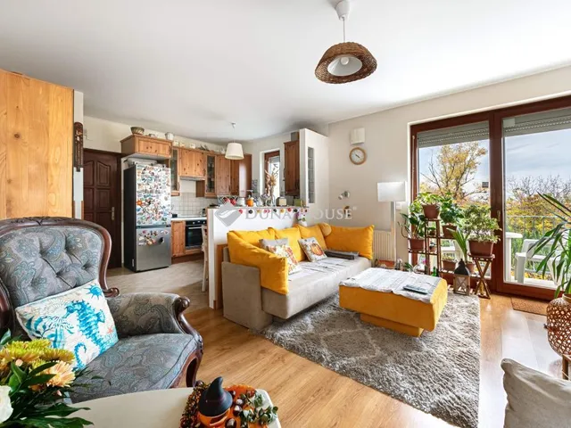 Eladó lakás Budapest III. kerület, Testvérhegyi lejtő 69 nm