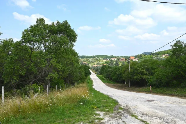 Eladó telek Tinnye 1964 nm