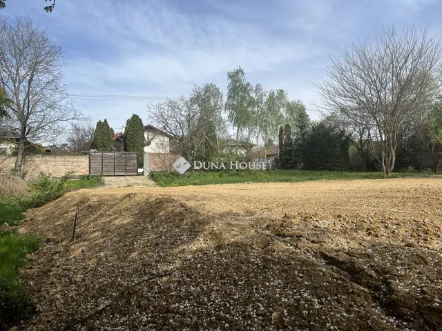 Eladó telek Érd 858 nm