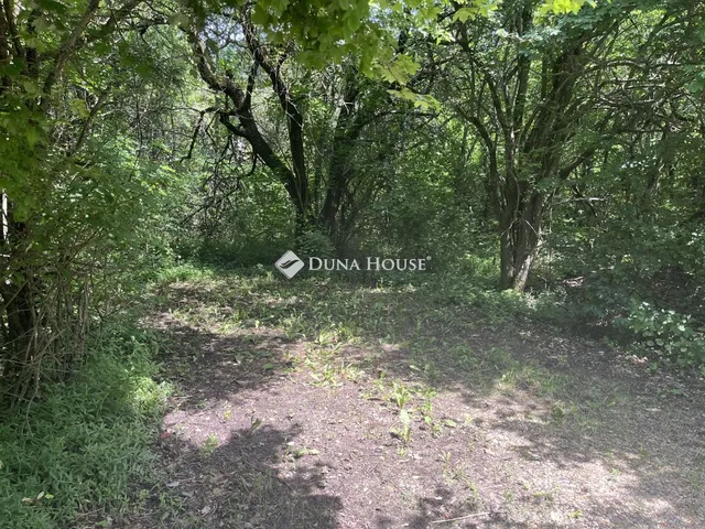 Eladó telek Biatorbágy 4455 nm