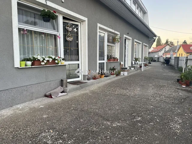 Eladó lakás Biatorbágy 252 nm