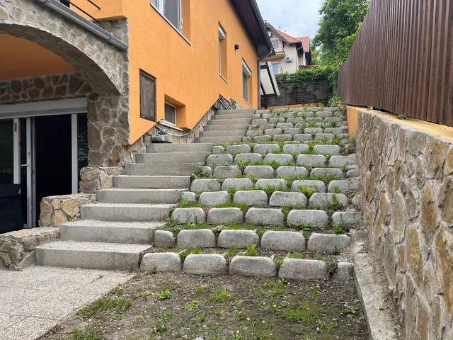 Eladó ház Budaörs 175 nm