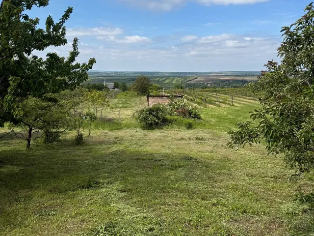Eladó telek Biatorbágy 2652 nm