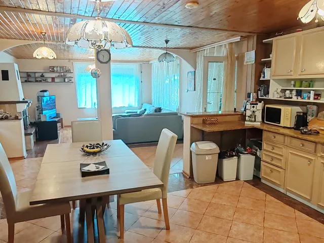 Eladó ház Diósd 132 nm