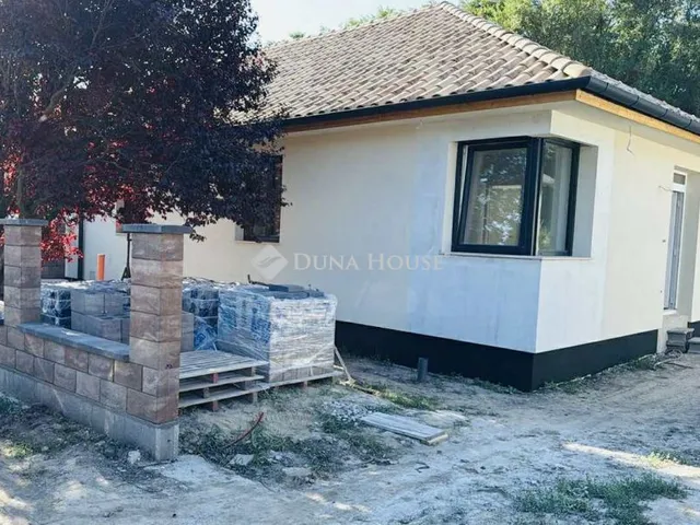 Eladó ház Herceghalom 114 nm