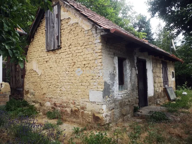 Eladó ház Budakeszi, Fő utca 23 nm