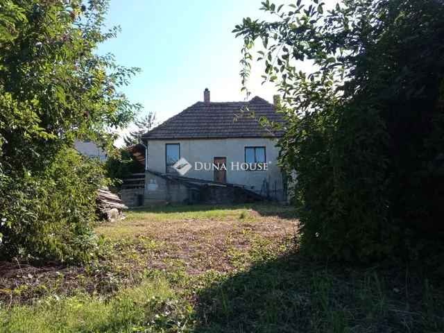 Eladó ház Etyek, Mester utca 90 nm
