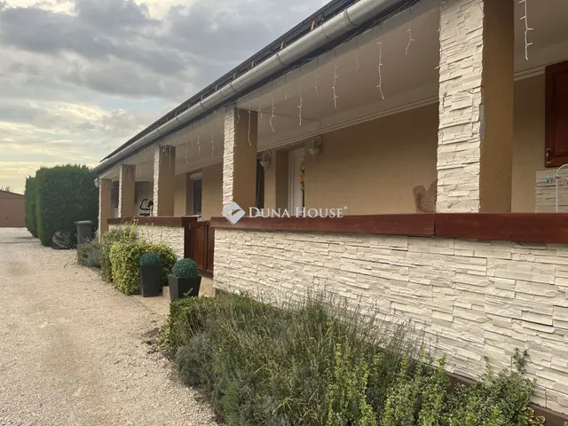 Eladó ház Lovasberény 106 nm