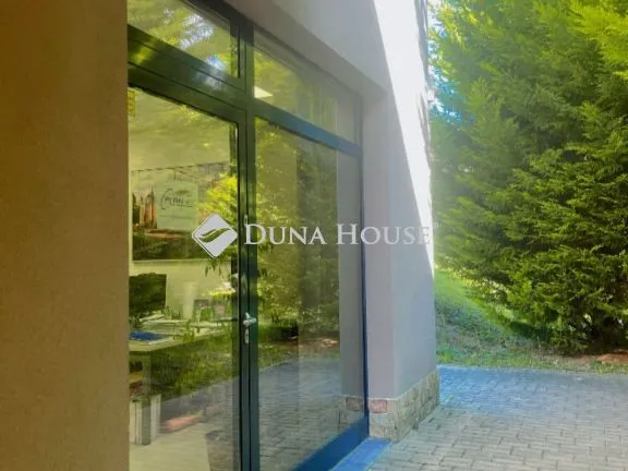 Kiadó kereskedelmi és ipari ingatlan Telki 31 nm