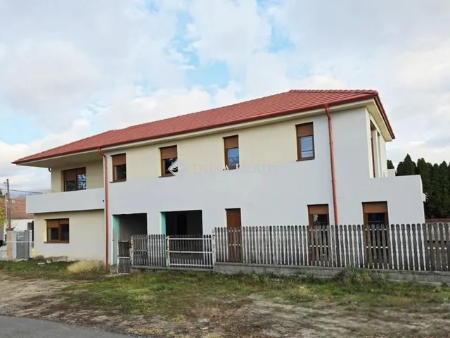 Eladó ház Gyál 122 nm