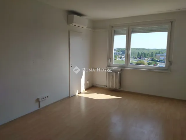 Eladó lakás Budapest XV. kerület 35 nm