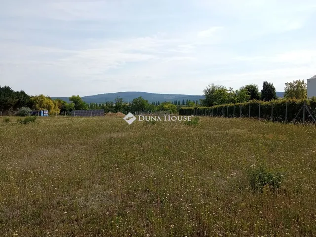Eladó telek Páty, Határ út 6335 nm