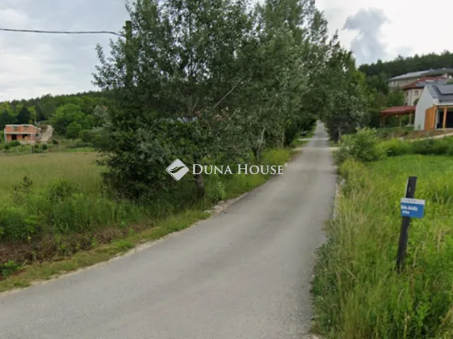 Eladó telek Tinnye, Könyves Kálmán utca 1803 nm