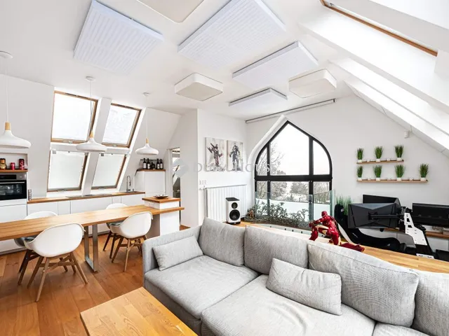 Eladó ház Budapest XII. kerület 270 nm