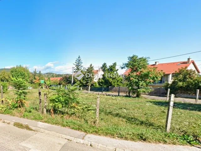 Eladó telek Szentendre 822 nm