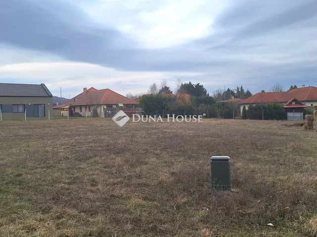 Eladó telek Páty, Bóbita utca 782 nm