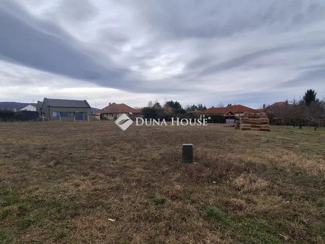 Eladó telek Páty, Bóbita utca 782 nm