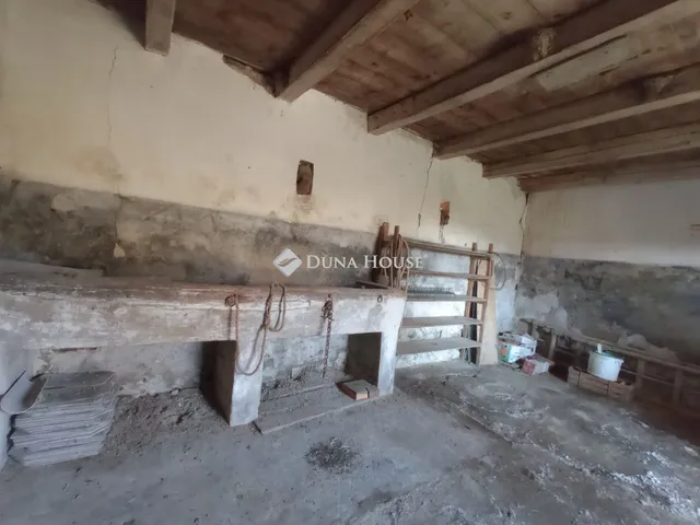 Eladó ház Tabajd, Petőfi Sándor utca 111 nm