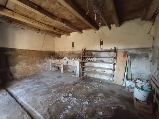 Eladó ház Tabajd, Petőfi Sándor utca 111 nm