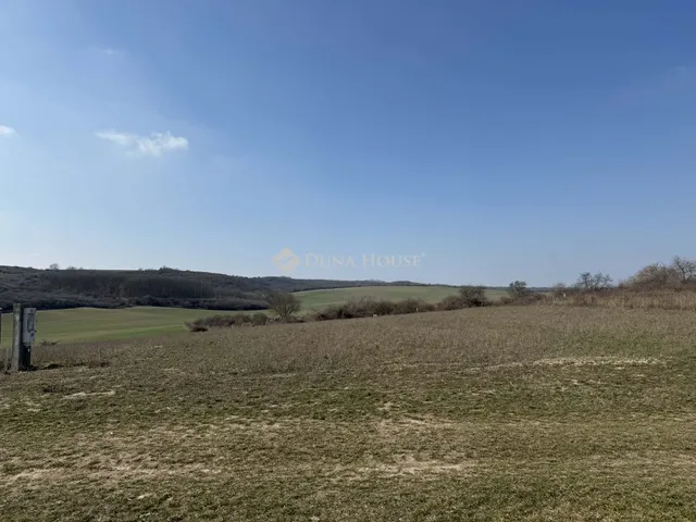 Eladó telek Sóskút, Nincs utca 1232 nm