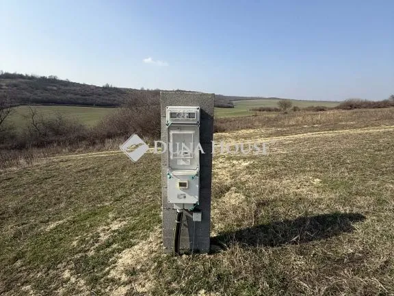 Eladó telek Sóskút, Nincs utca 1232 nm