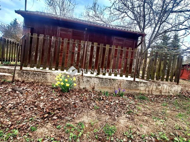 Eladó telek Páty, Mézeshegyi lejtő 1079 nm