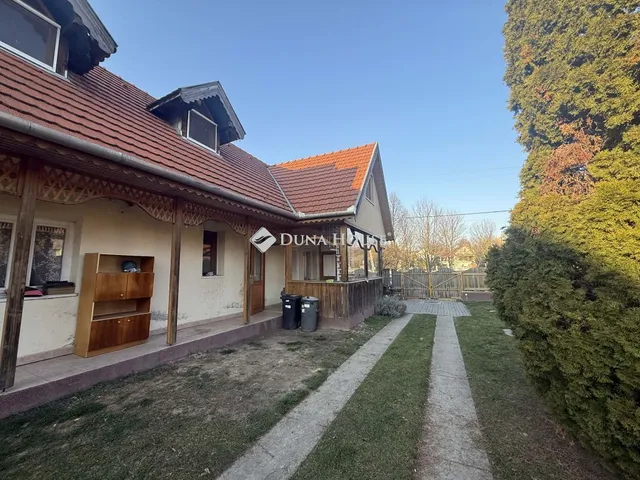 Eladó ház Etyek 149 nm