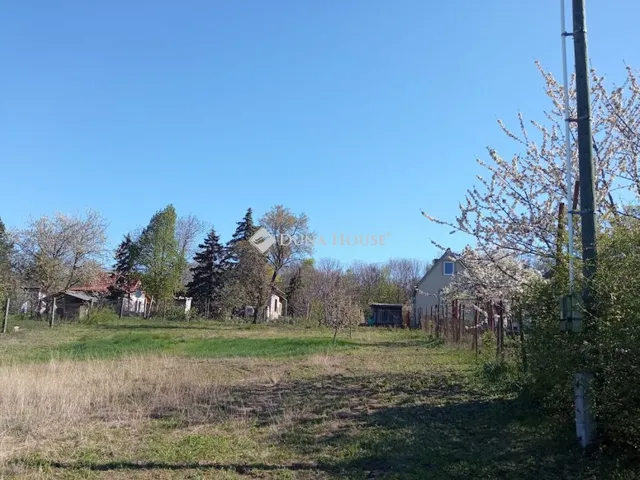 Eladó telek Biatorbágy, Boglárka utca 900 nm