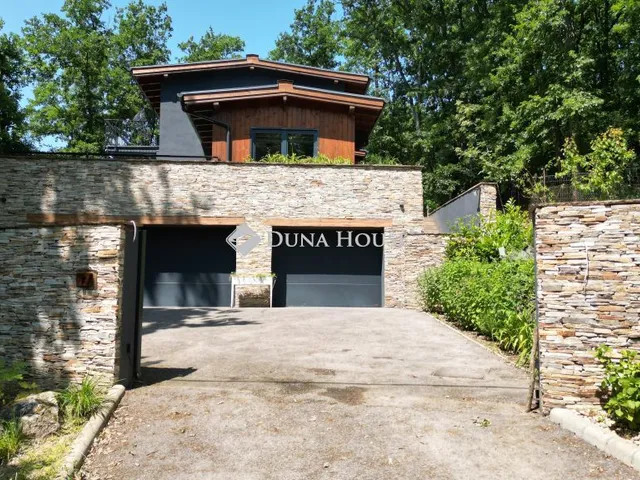 Eladó ház Kismaros 444 nm