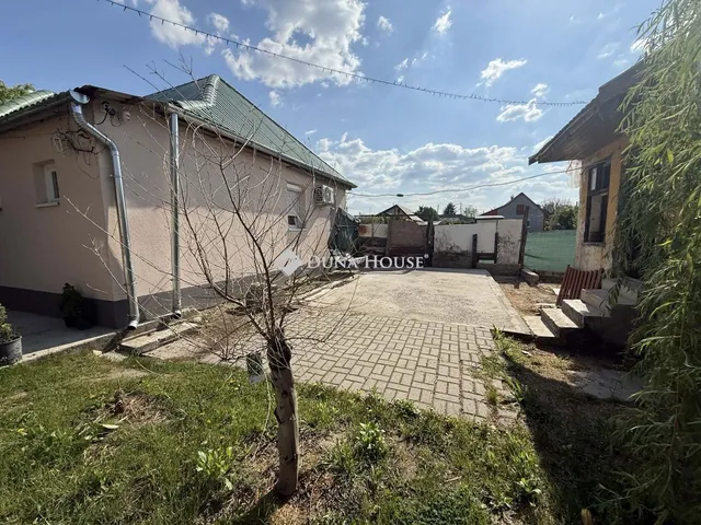 Eladó ház Bicske, Bihari utca 60 nm