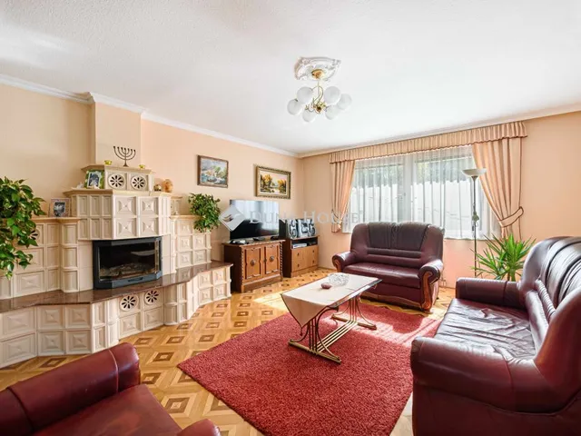 Eladó ház Budapest XVII. kerület 310 nm