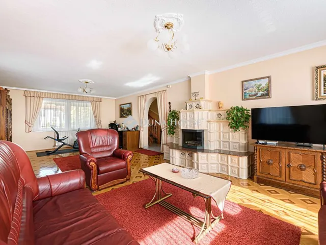 Eladó ház Budapest XVII. kerület, Hóbagoly utca 310 nm