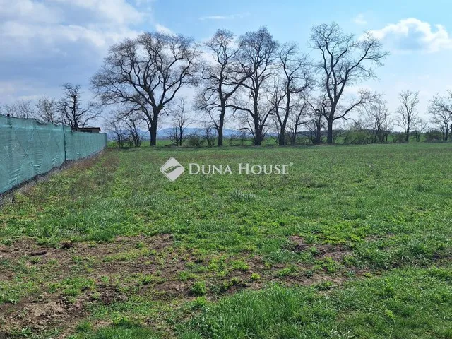 Eladó telek Páty, Külterület 2168 nm