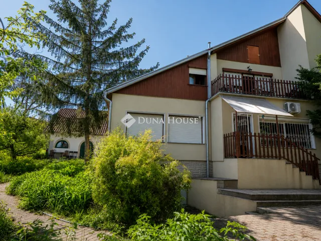 Eladó ház Zsámbék 200 nm