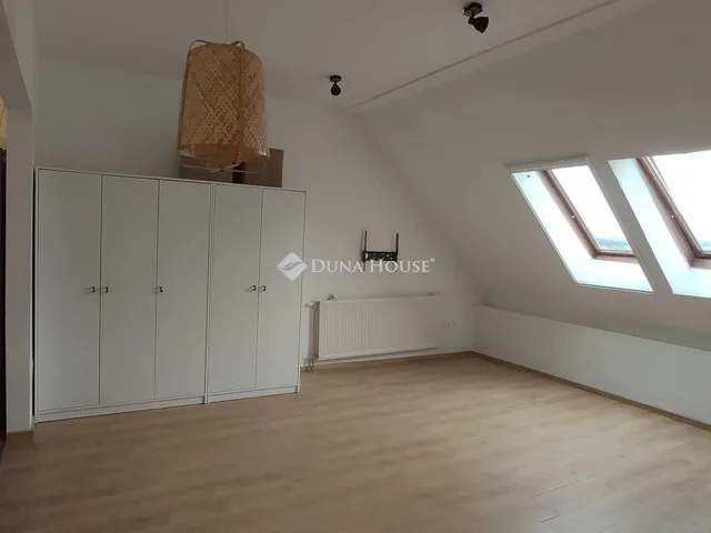 Eladó lakás Pilisjászfalu 59 nm