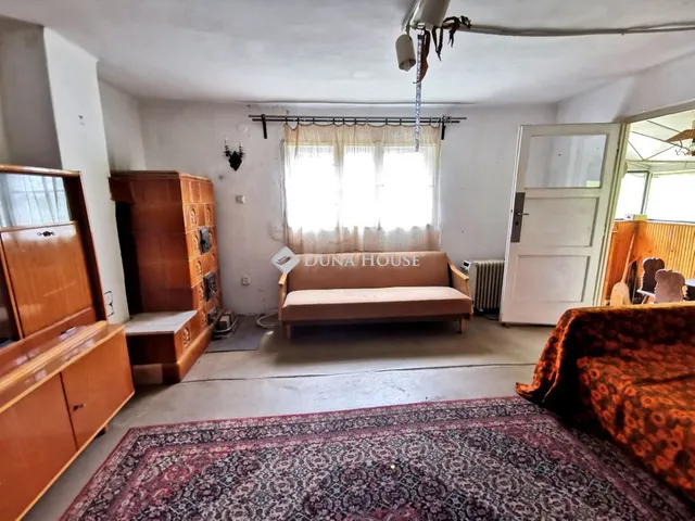 Eladó telek Budakeszi 2150 nm