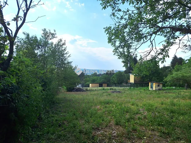 Eladó telek Budakeszi 2106 nm