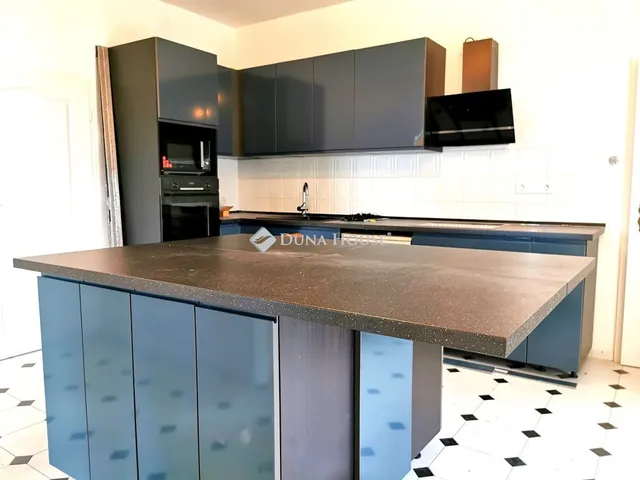 Eladó lakás Budakeszi 135 nm