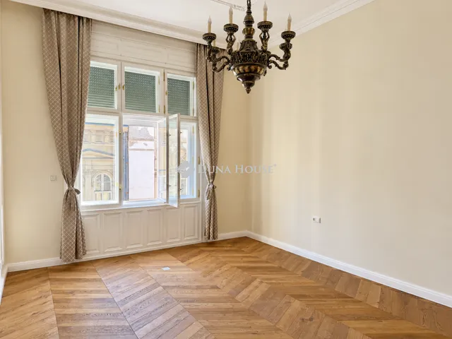 Kiadó lakás Budapest V. kerület 133 nm